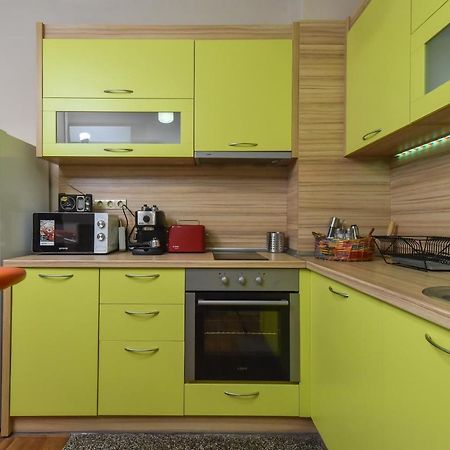 Vintage Spot - Colorful One-Bedroom Apartment By Flat Mаnager Sofía Exterior foto