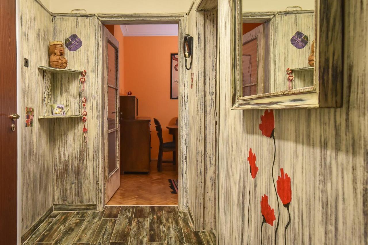 Vintage Spot - Colorful One-Bedroom Apartment By Flat Mаnager Sofía Exterior foto